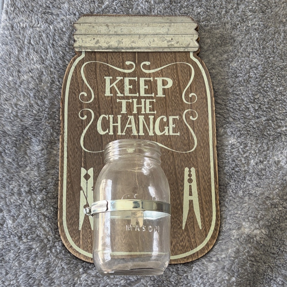Wooden 'Keep the Change' Mason Jar Holder